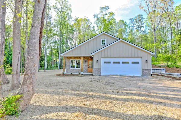 $476,000 | 156 Oakdale Drive, Morganton, NC 28655