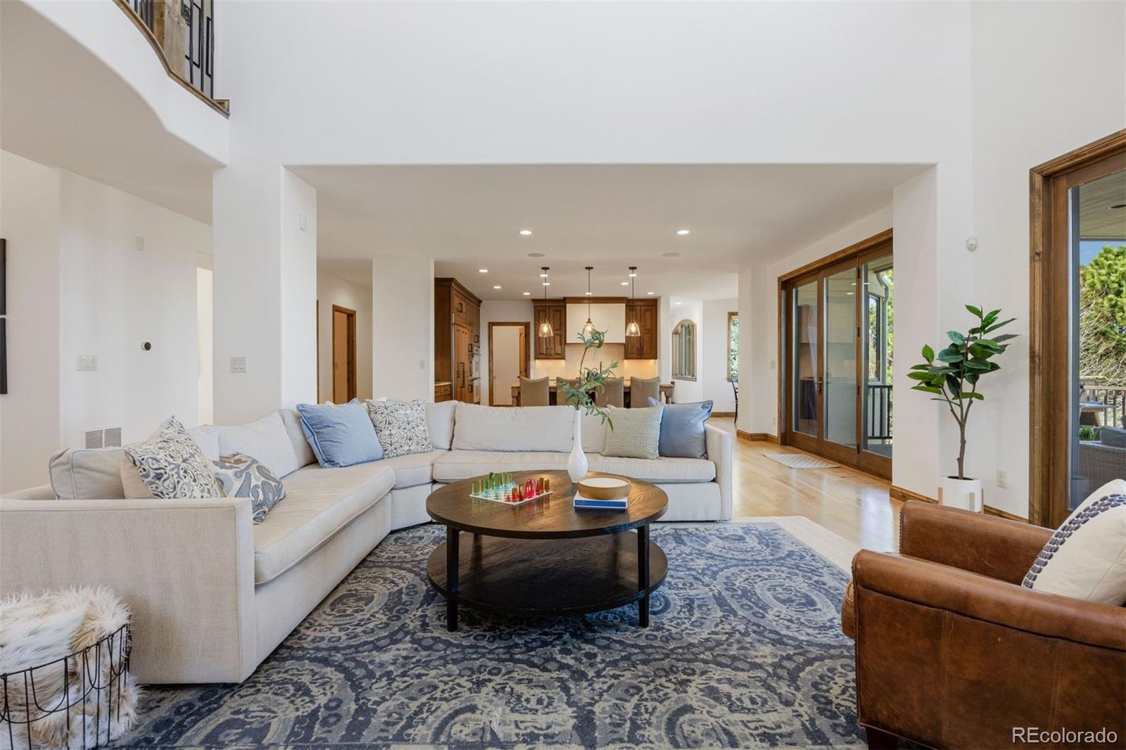 5845 Amber Ridge Drive Castle Pines, CO 80108 - Photo 8 of 44