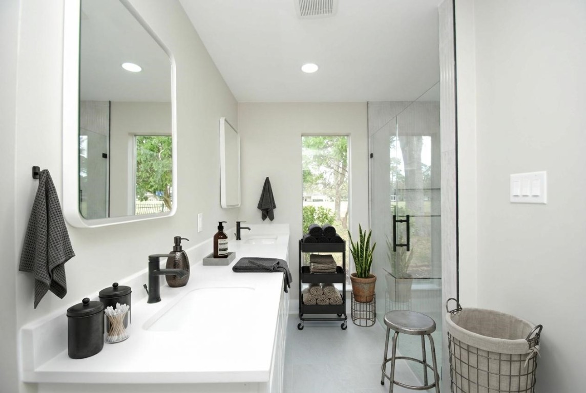 3322 Robinson Road Missouri City, TX 77459 - Photo 14 of 27 a living room with furniture and a large window