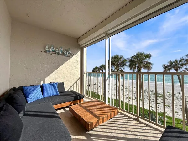 $6,000 | 4325 Gulf Of Mexico Drive, Unit 305, Longboat Key, FL 34228
