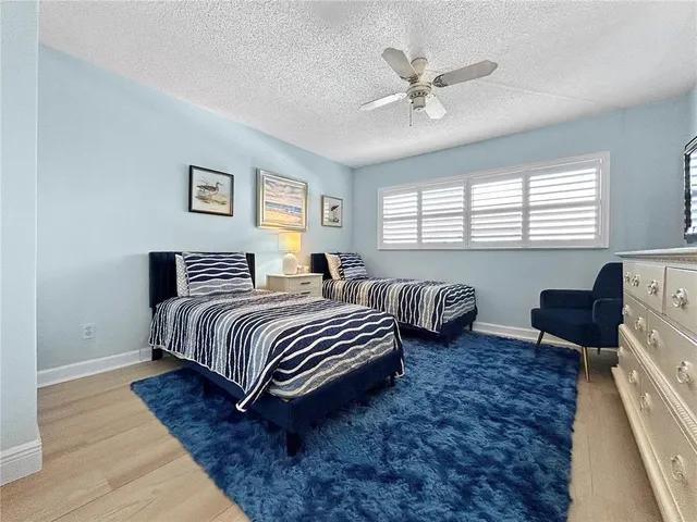 $6,000 | 4325 Gulf Of Mexico Drive, Unit 305, Longboat Key, FL 34228