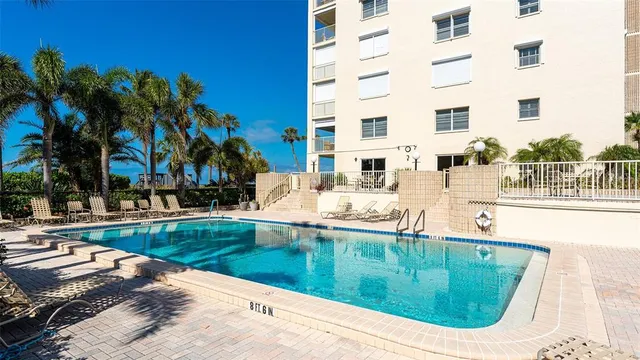 $6,000 | 4325 Gulf Of Mexico Drive, Unit 305, Longboat Key, FL 34228