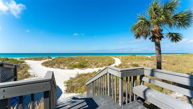 $6,000 | 4325 Gulf Of Mexico Drive, Unit 305, Longboat Key, FL 34228