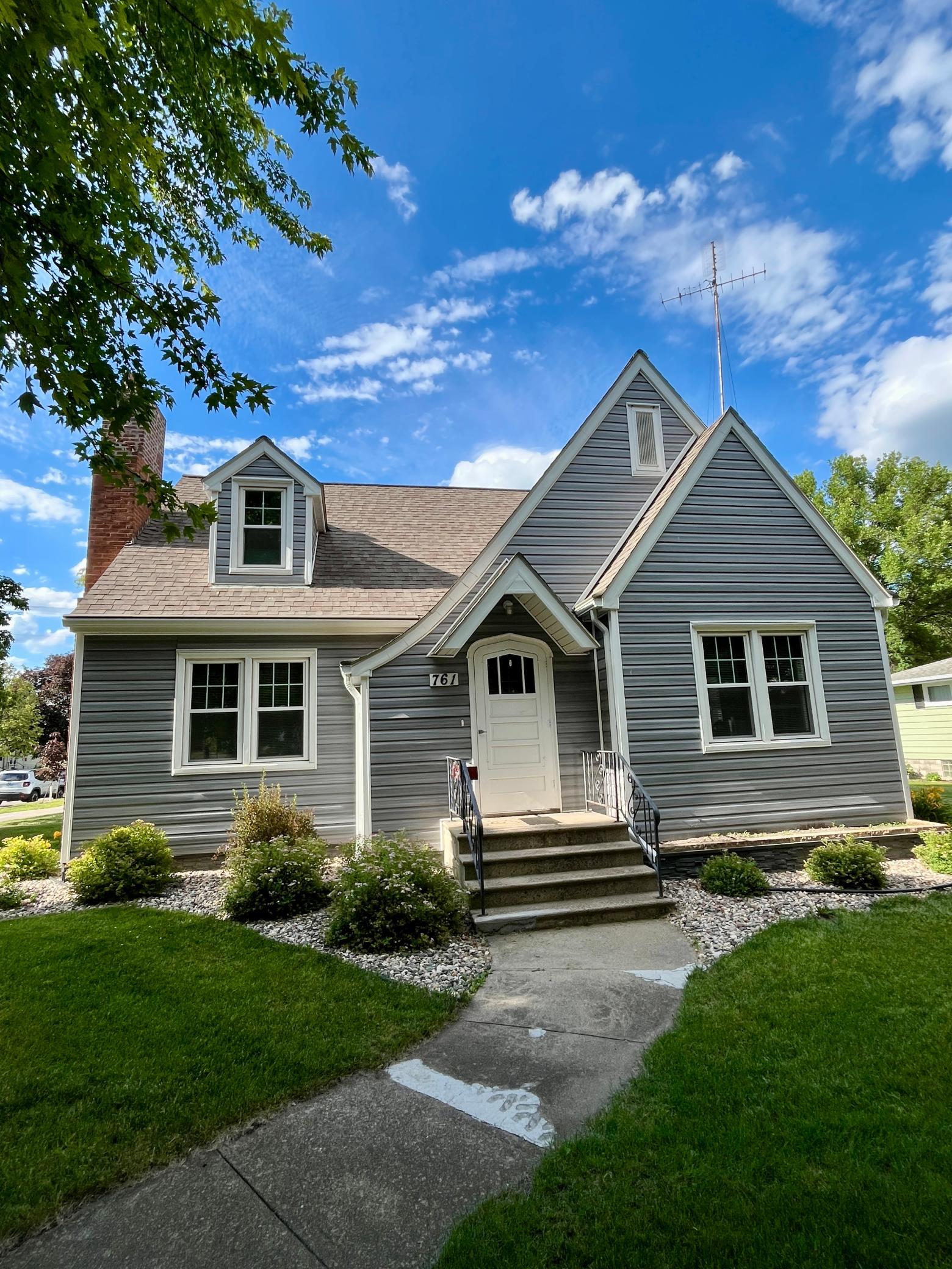 761 Main Street Wabasso, MN 56293 - Photo 1 of 53
