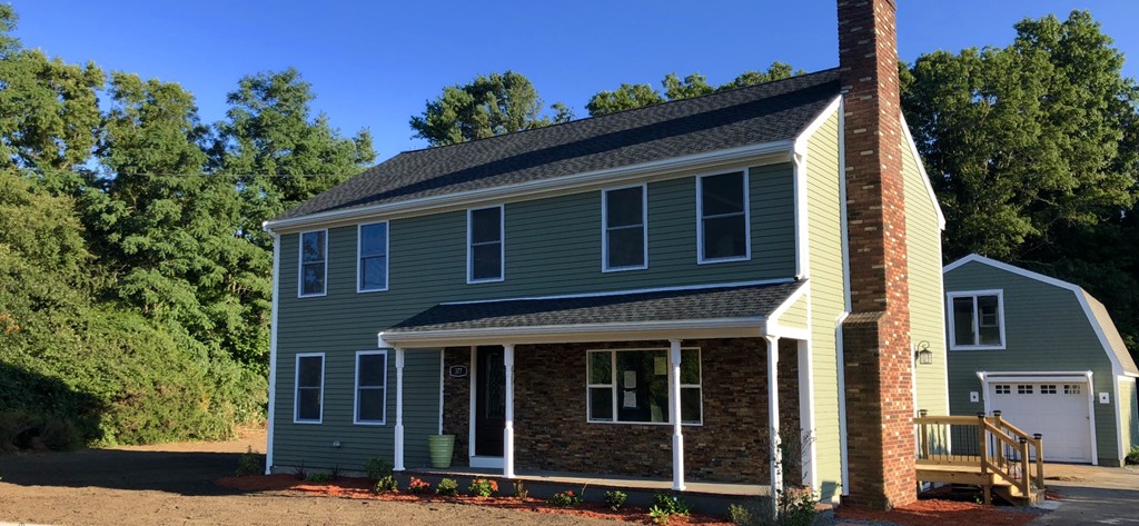 377 Mendell Road Rochester, MA 02770 - Photo 2 of 15