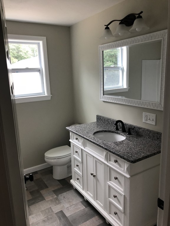 377 Mendell Road Rochester, MA 02770 - Photo 9 of 15