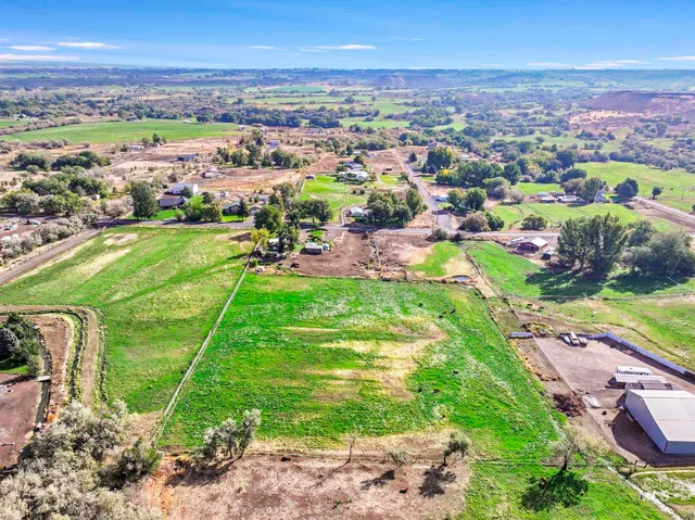 $330,000 | 4343 North 1200 East, Buhl, ID 83316