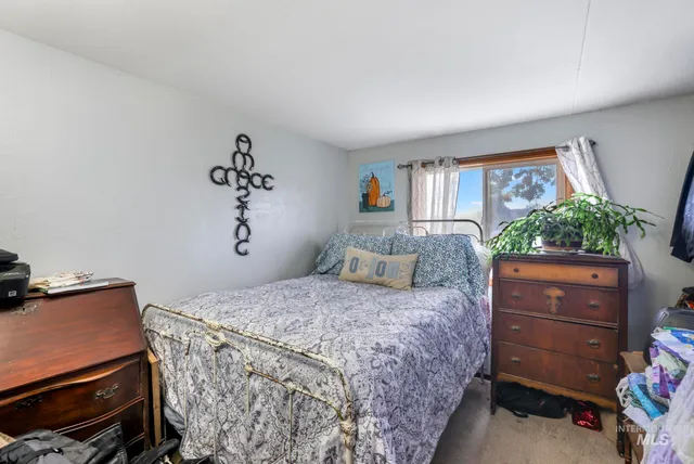 $330,000 | 4343 North 1200 East, Buhl, ID 83316