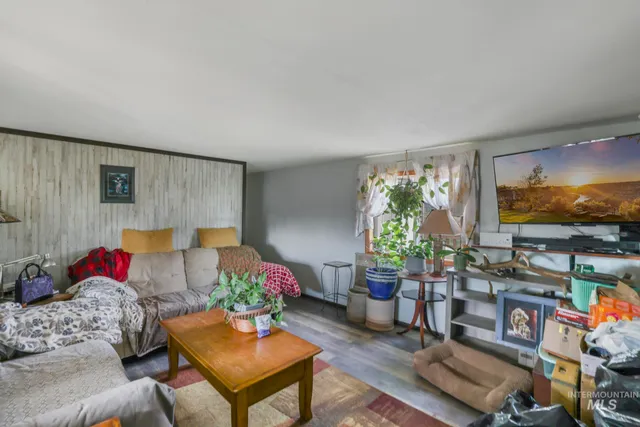 $330,000 | 4343 North 1200 East, Buhl, ID 83316