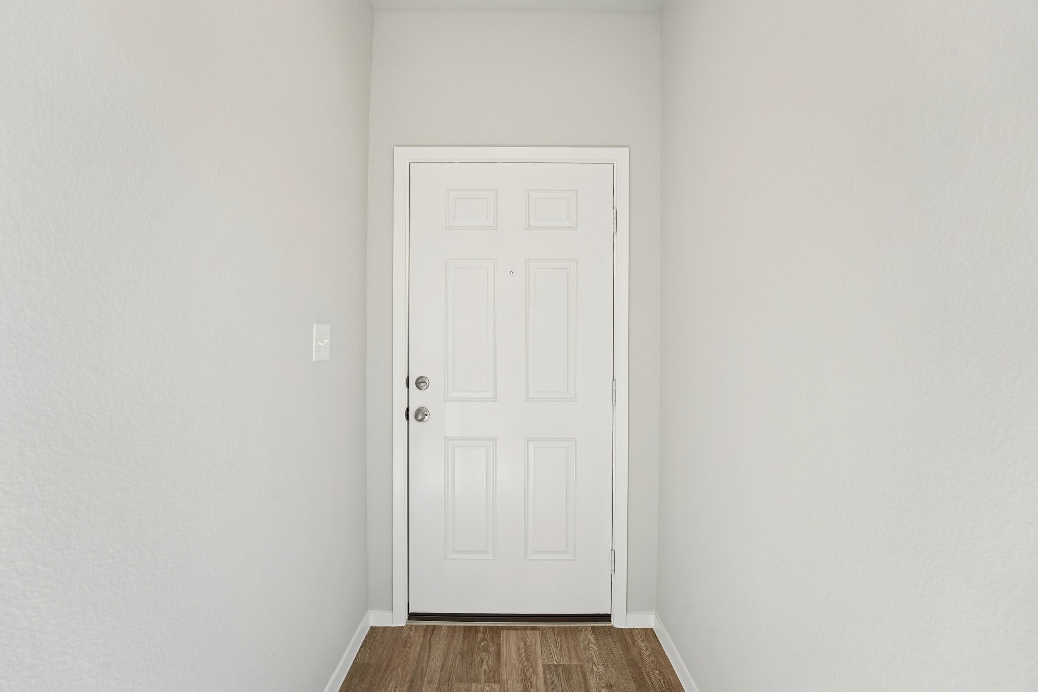 136 Summer Drive Elgin, TX 78621 - Photo 4 of 35 Front Door and Foyer