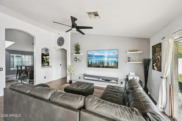 $585,000 | 2177 East Ranch Court, Gilbert, AZ 85296