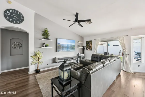 $585,000 | 2177 East Ranch Court, Gilbert, AZ 85296