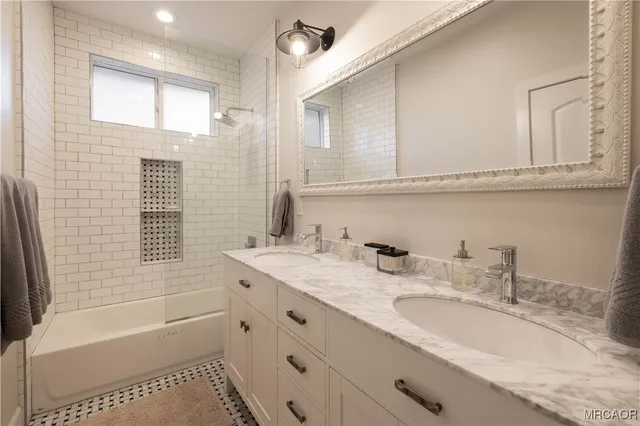 $925,000 | 374 Mountainaire Lane, Big Bear Lake, CA 92315