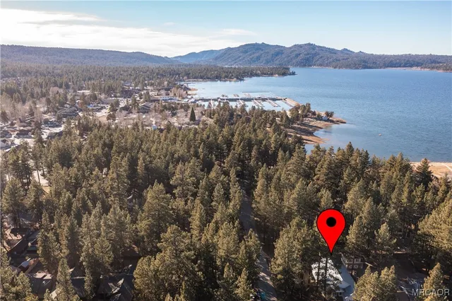 $925,000 | 374 Mountainaire Lane, Big Bear Lake, CA 92315