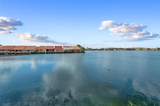 a view of ocean with city view
