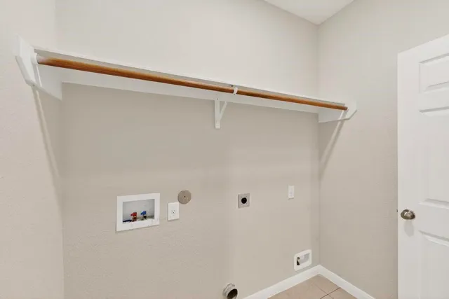 a view of a house with a outdoor space