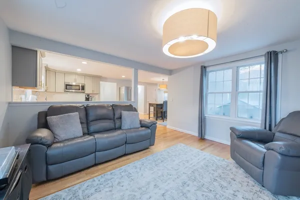 $654,900 | 2 Pisces Lane, Plymouth, MA 02360