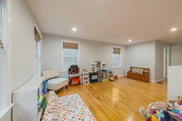 $654,900 | 2 Pisces Lane, Plymouth, MA 02360