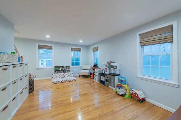 $654,900 | 2 Pisces Lane, Plymouth, MA 02360