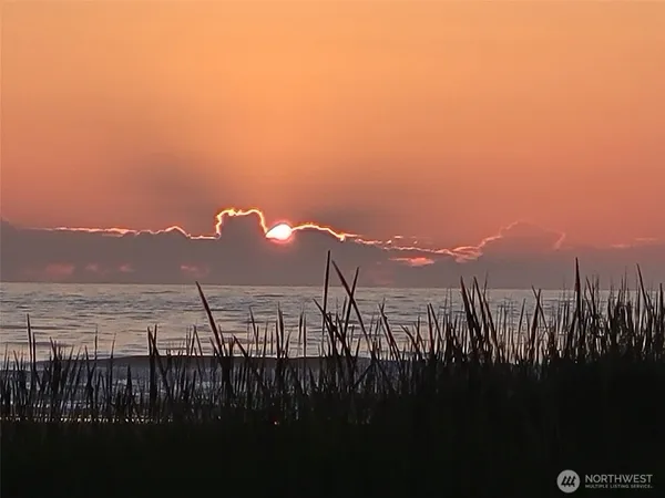 $70,000 | 304 14th Street Northwest, Unit 315, Long Beach, WA 98631