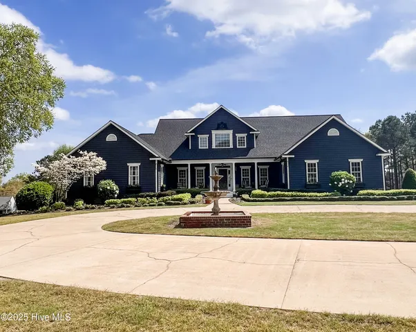 $1,095,000 | 414 McLendon Hills Drive, West End, NC 27376