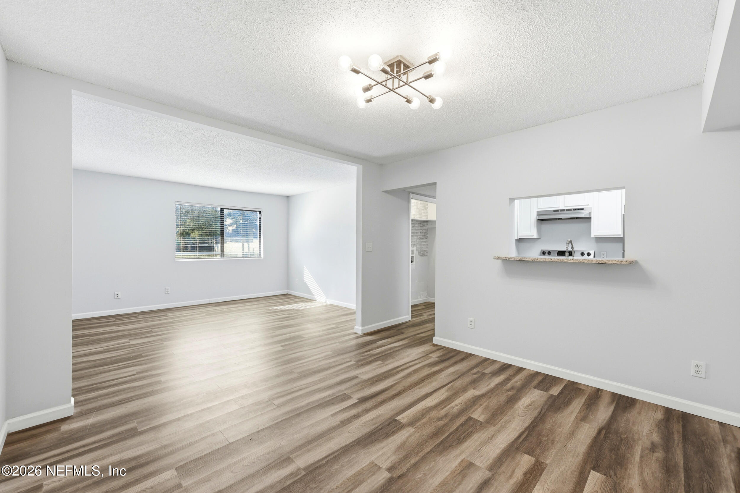 3765 Crown Point Road, Unit 9 Jacksonville, FL 32257 - Photo 13 of 27 13 - interior