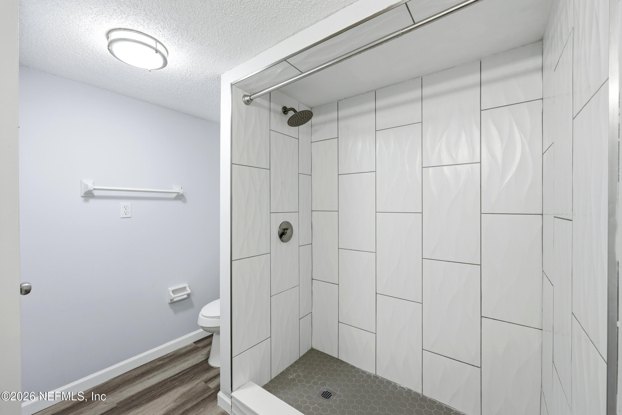 3765 Crown Point Road, Unit 9 Jacksonville, FL 32257 - Photo 25 of 27 26 - interior