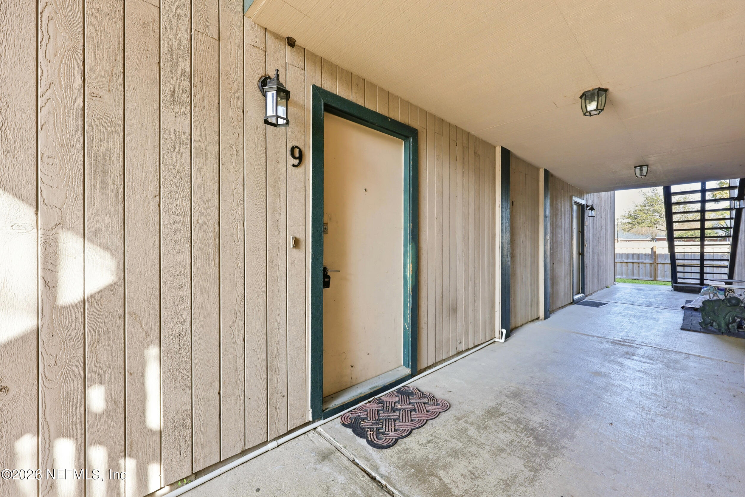 3765 Crown Point Road, Unit 9 Jacksonville, FL 32257 - Photo 5 of 27 5 - exterior