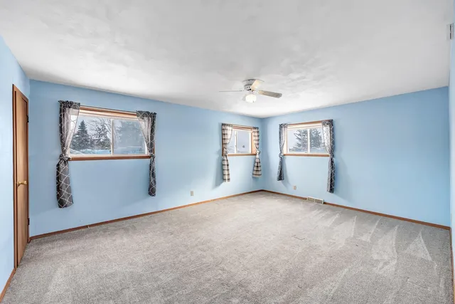 $270,000 | 17802 Cth R, Denmark, WI 54208