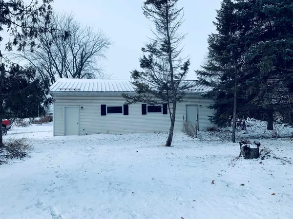 $270,000 | 17802 Cth R, Denmark, WI 54208