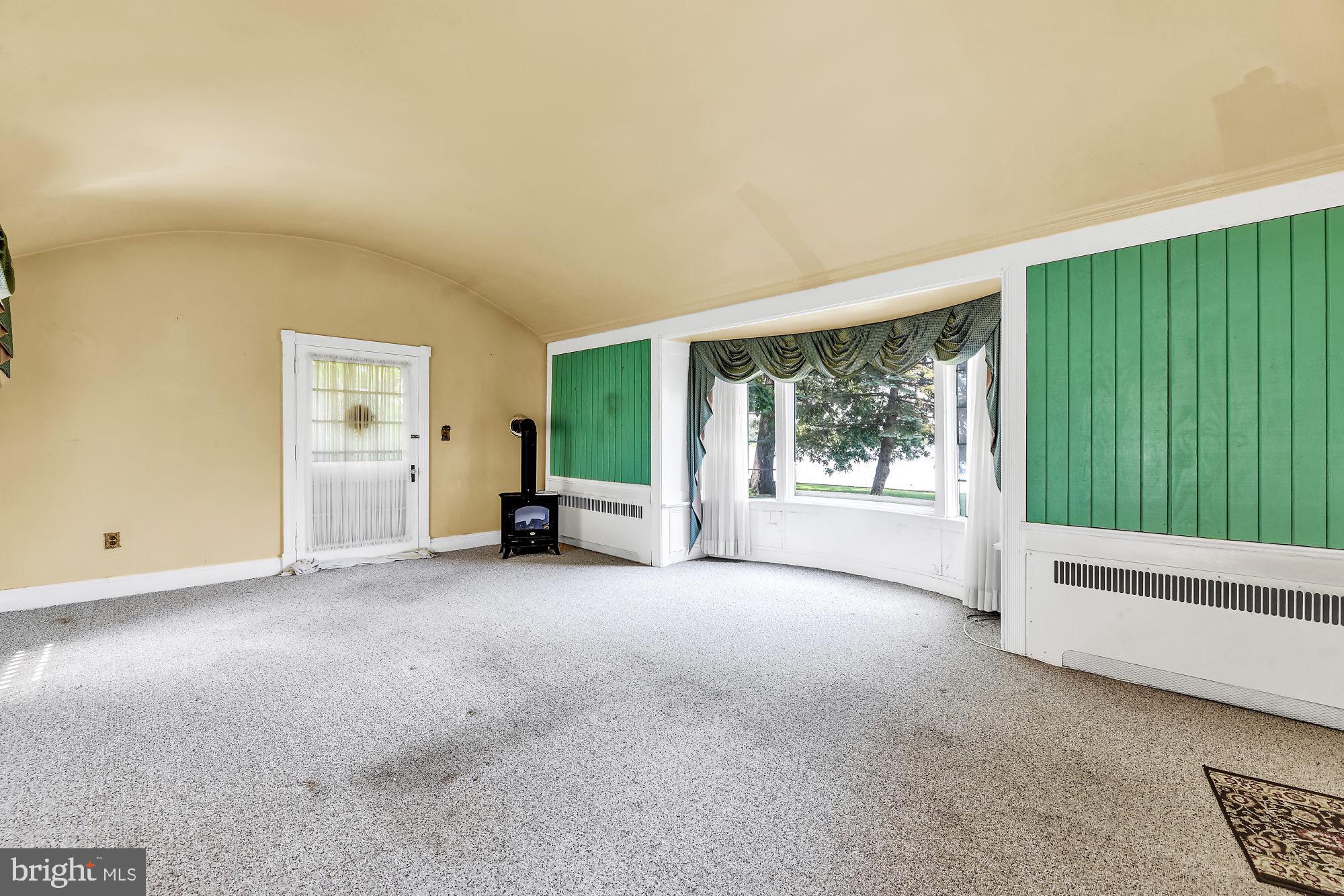 8134 Bullneck Road Baltimore, MD 21222 - Photo 14 of 34