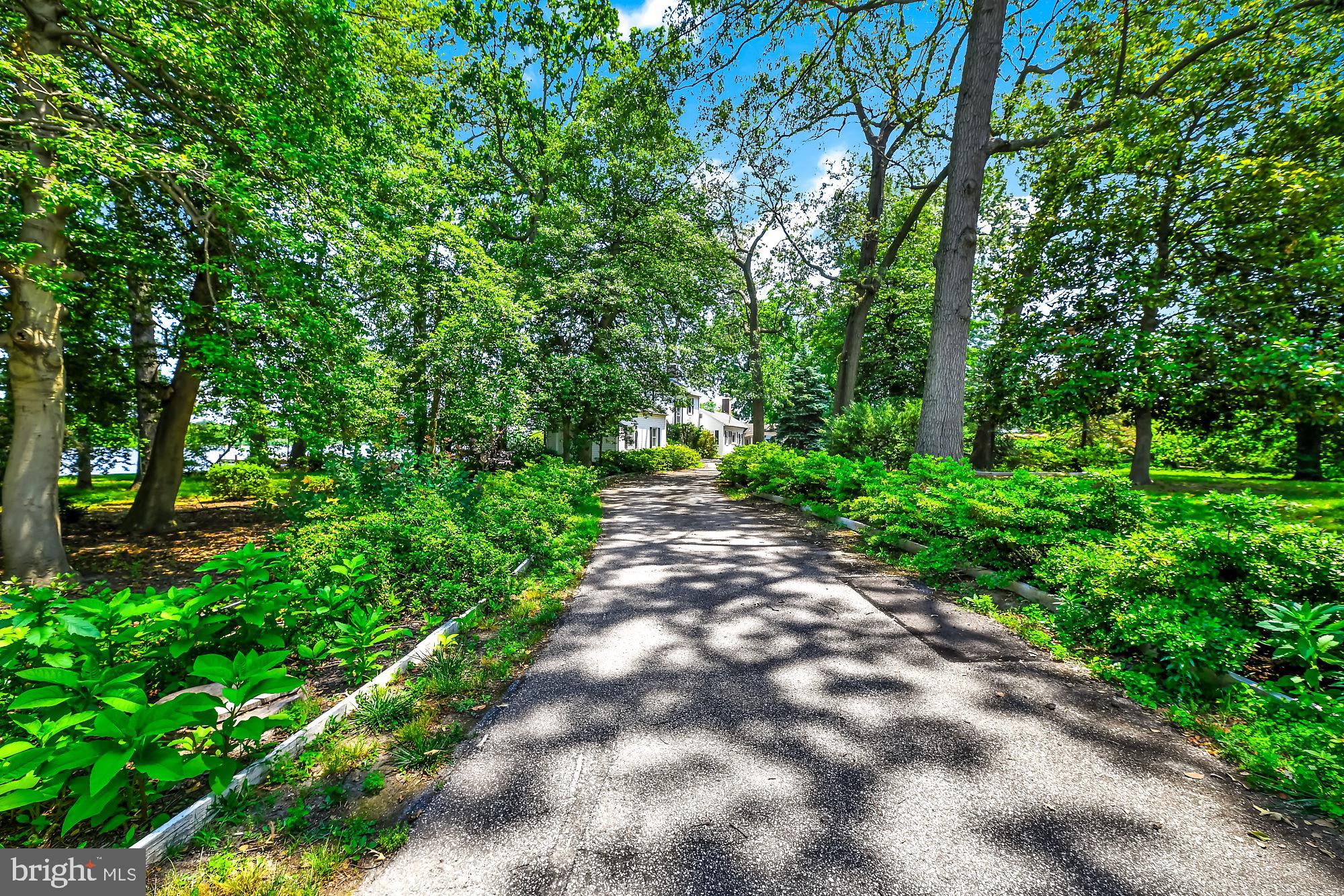 8134 Bullneck Road Baltimore, MD 21222 - Photo 4 of 34