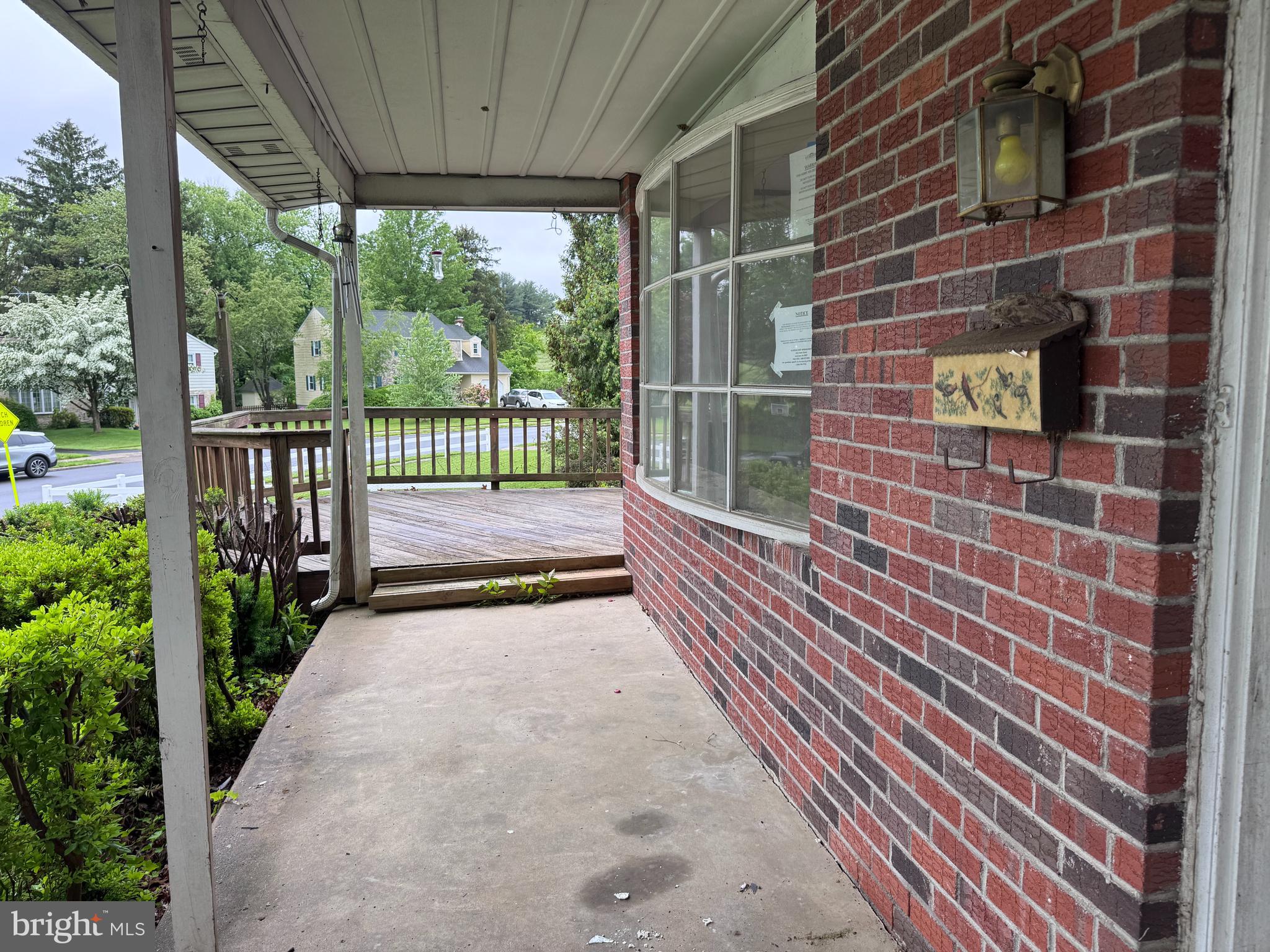464 Foulke Lane Springfield, PA 19064 - Photo 2 of 27 Front covered porch