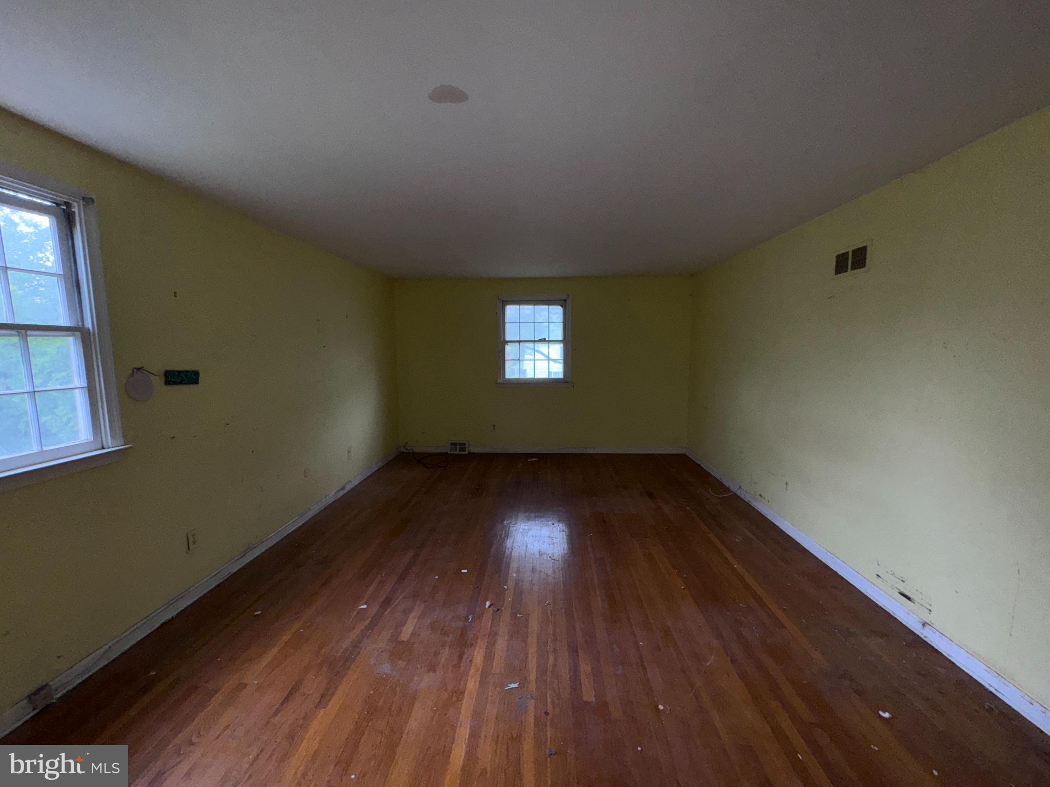 464 Foulke Lane Springfield, PA 19064 - Photo 21 of 27 primary bedroom