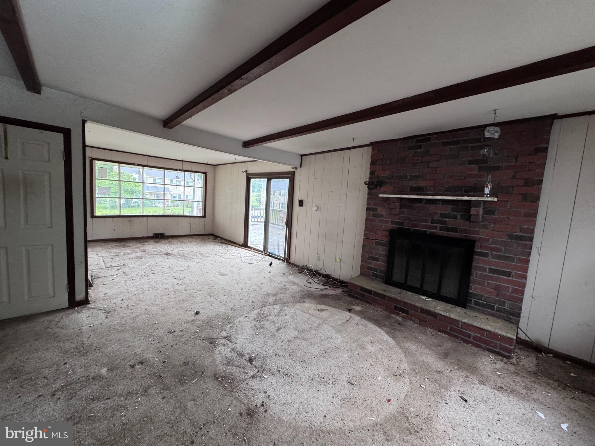 464 Foulke Lane Springfield, PA 19064 - Photo 5 of 27 Family room