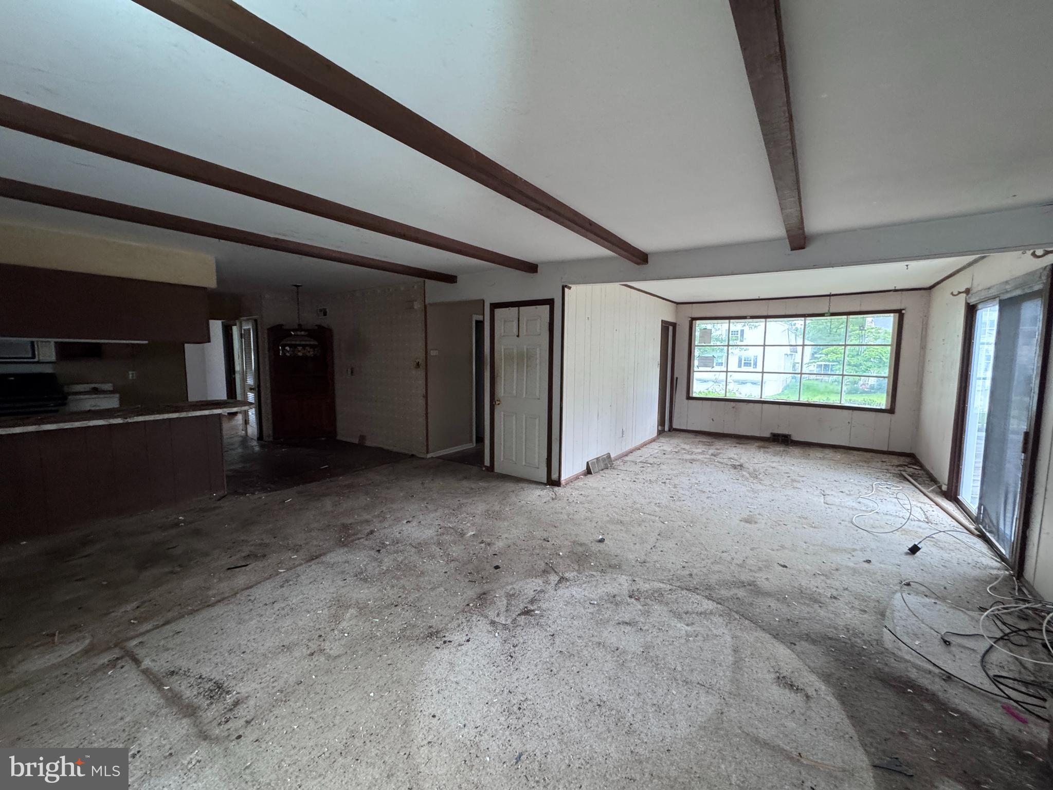 464 Foulke Lane Springfield, PA 19064 - Photo 6 of 27 Family Room