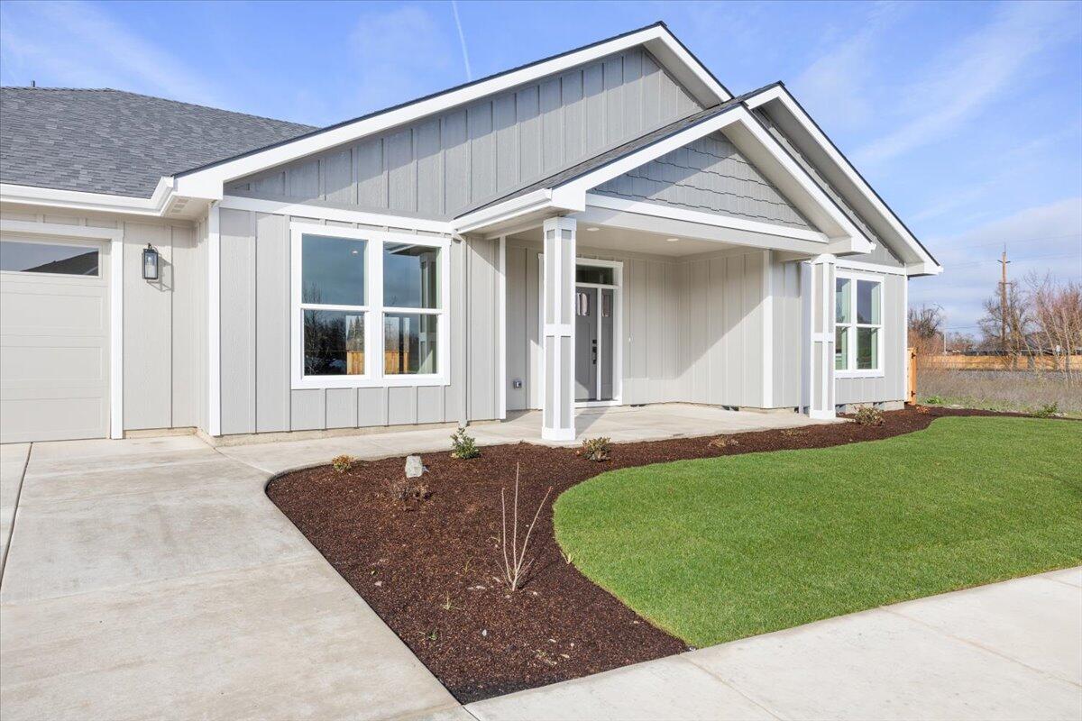 1757 River Run Street Central Point, OR 97502 - Photo 49 of 52 02-CI_0498