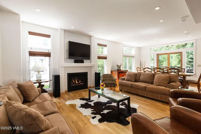 $3,695,000 | 4240 Spruce Way, Vail, CO 81657