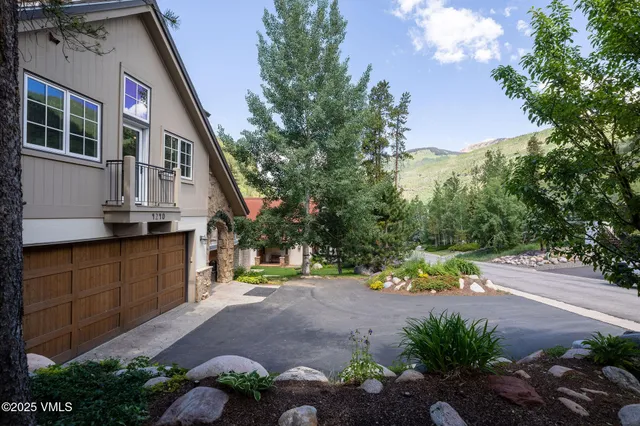 $3,695,000 | 4240 Spruce Way, Vail, CO 81657