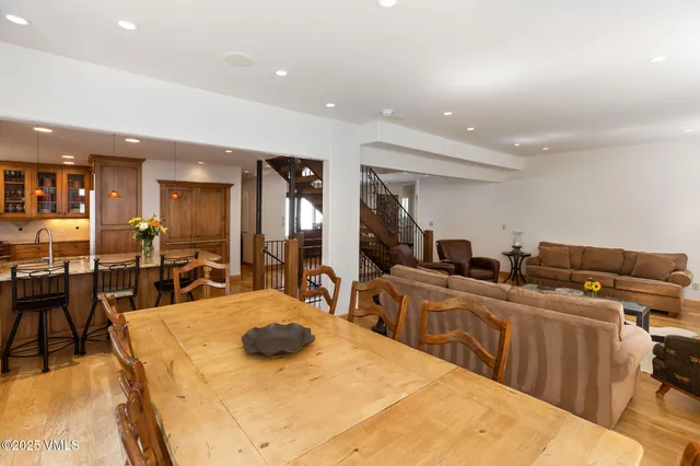 $3,695,000 | 4240 Spruce Way, Vail, CO 81657