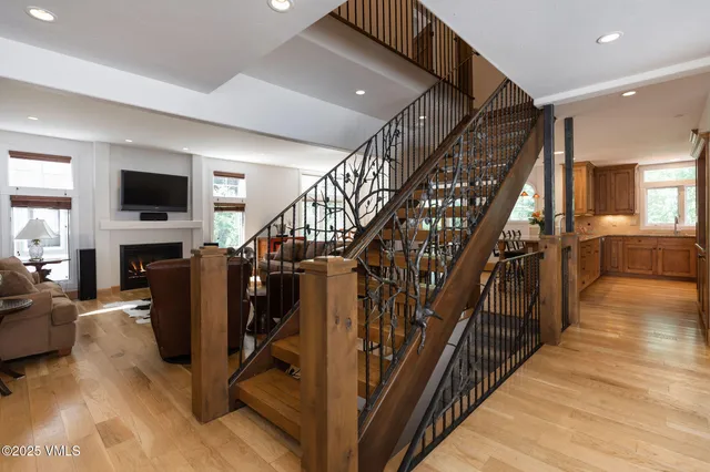 $3,695,000 | 4240 Spruce Way, Vail, CO 81657