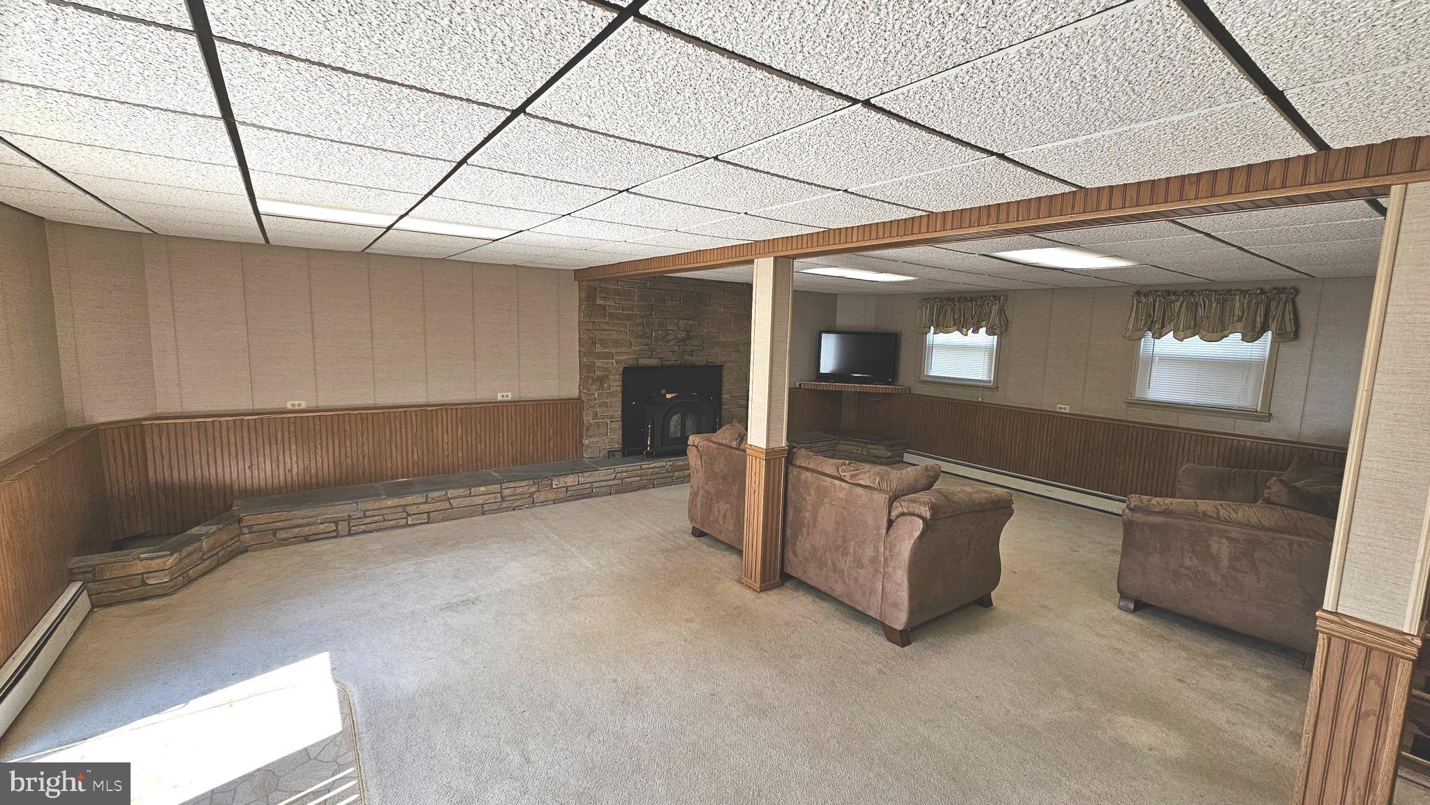 54 Rockland Road Ewing, NJ 08638 - Photo 15 of 46 Family Room