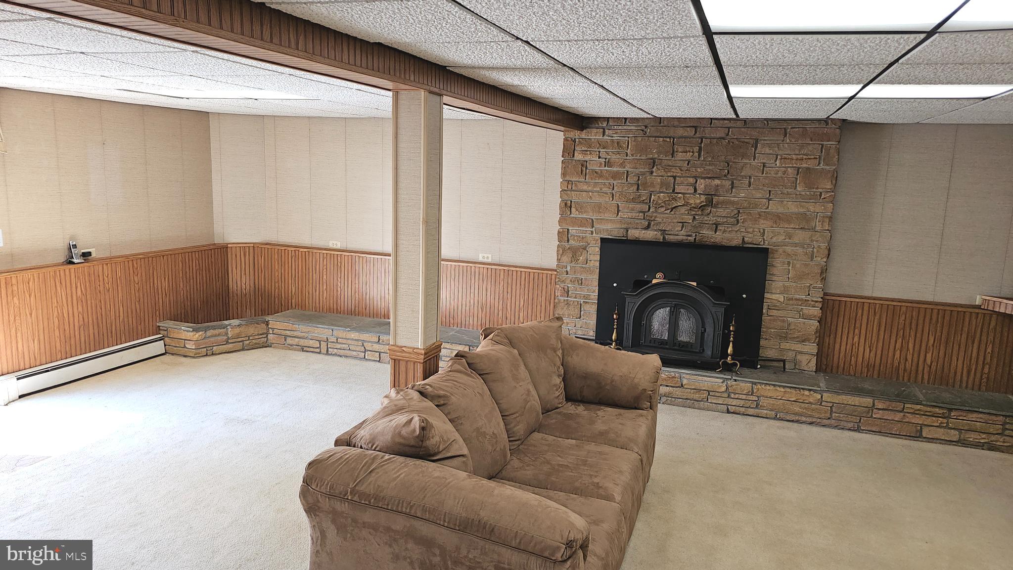 54 Rockland Road Ewing, NJ 08638 - Photo 17 of 46 Family Room