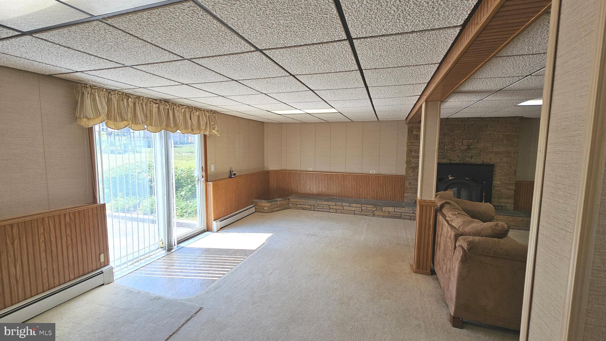 54 Rockland Road Ewing, NJ 08638 - Photo 21 of 46 Family Room