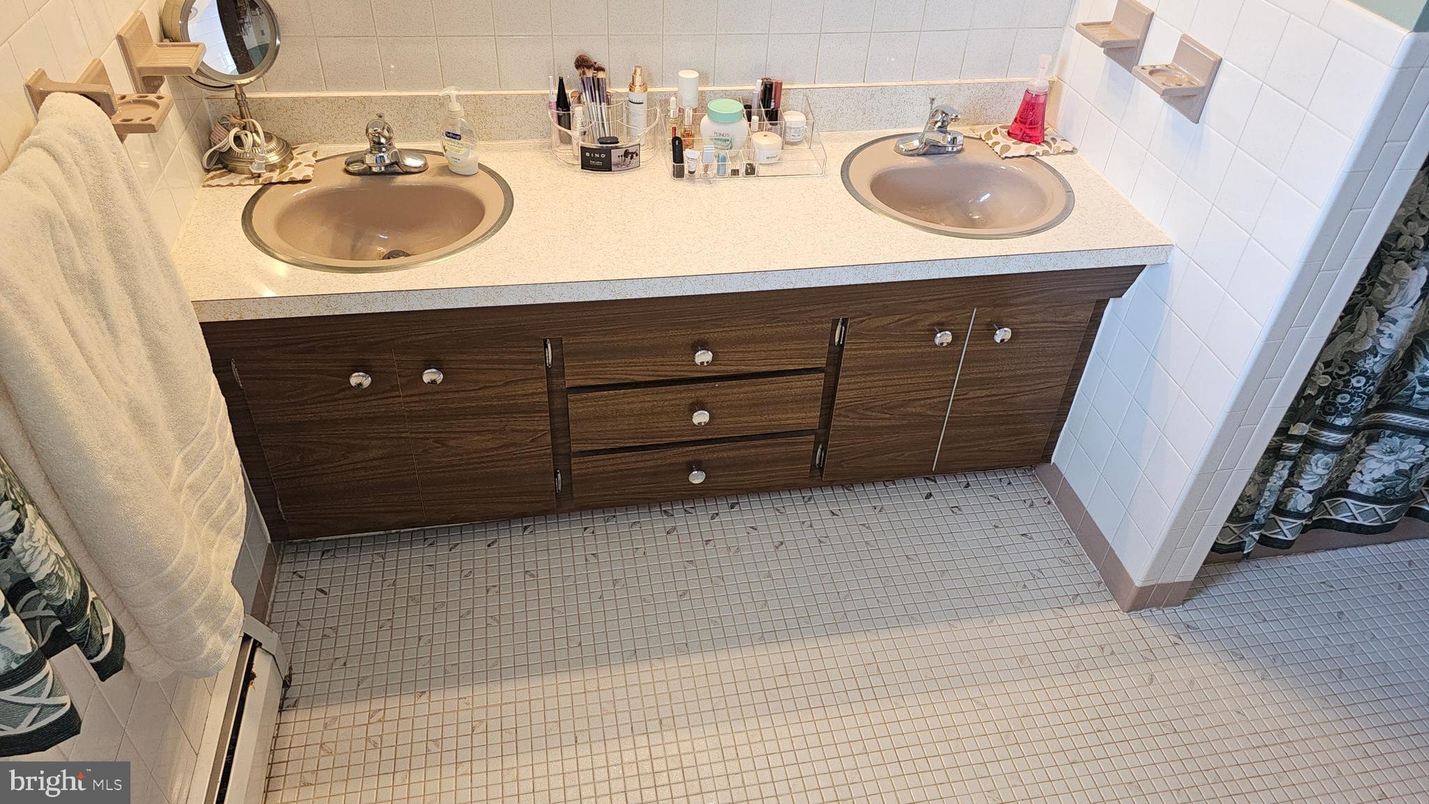 54 Rockland Road Ewing, NJ 08638 - Photo 31 of 46 Gallery Image 31