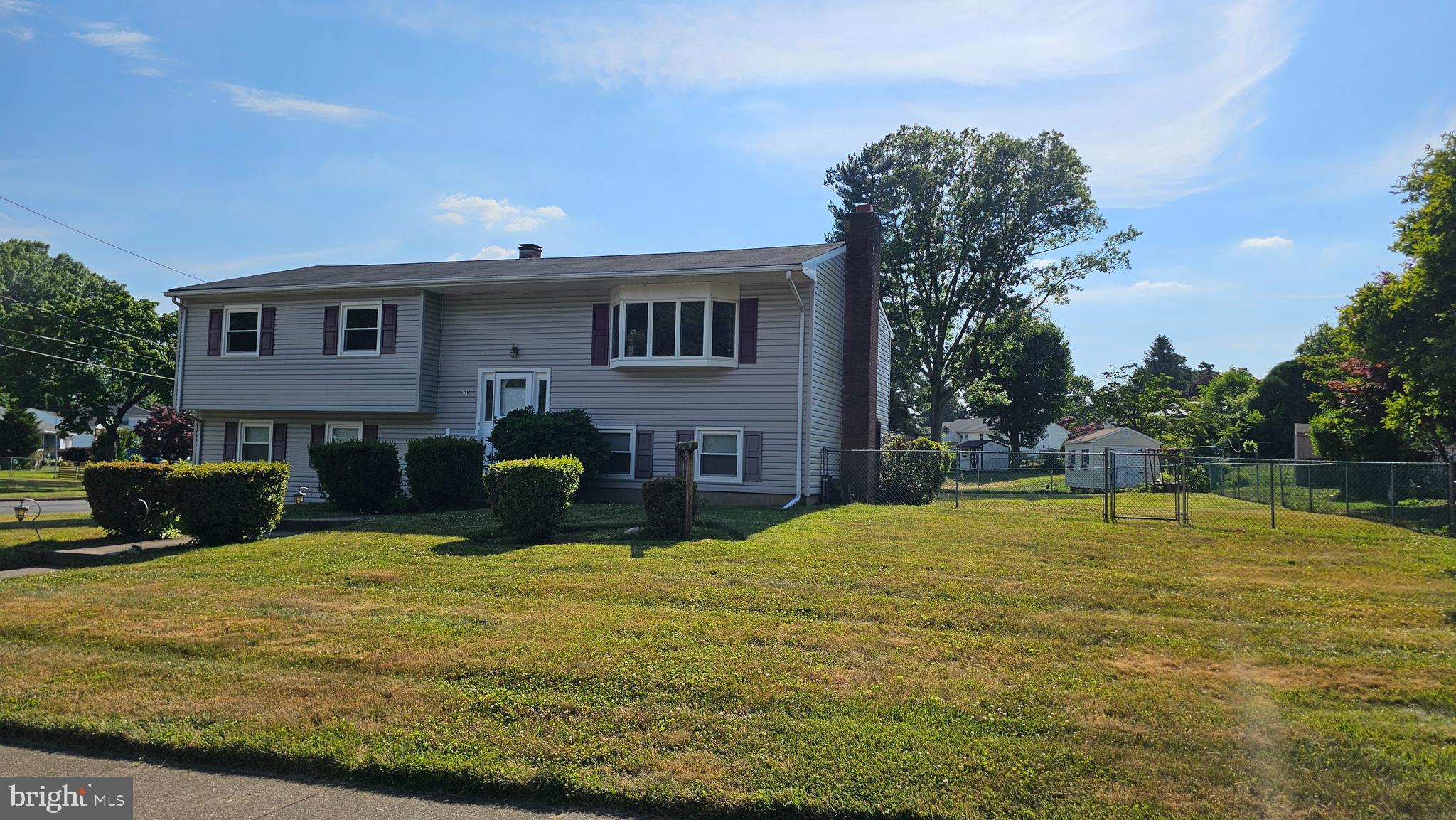 54 Rockland Road Ewing, NJ 08638 - Photo 4 of 46 Gallery Image 4