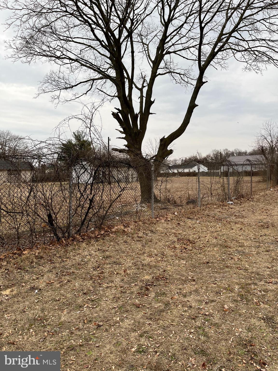 439 Crown Point Road Thorofare, NJ 08086 - Photo 2 of 3