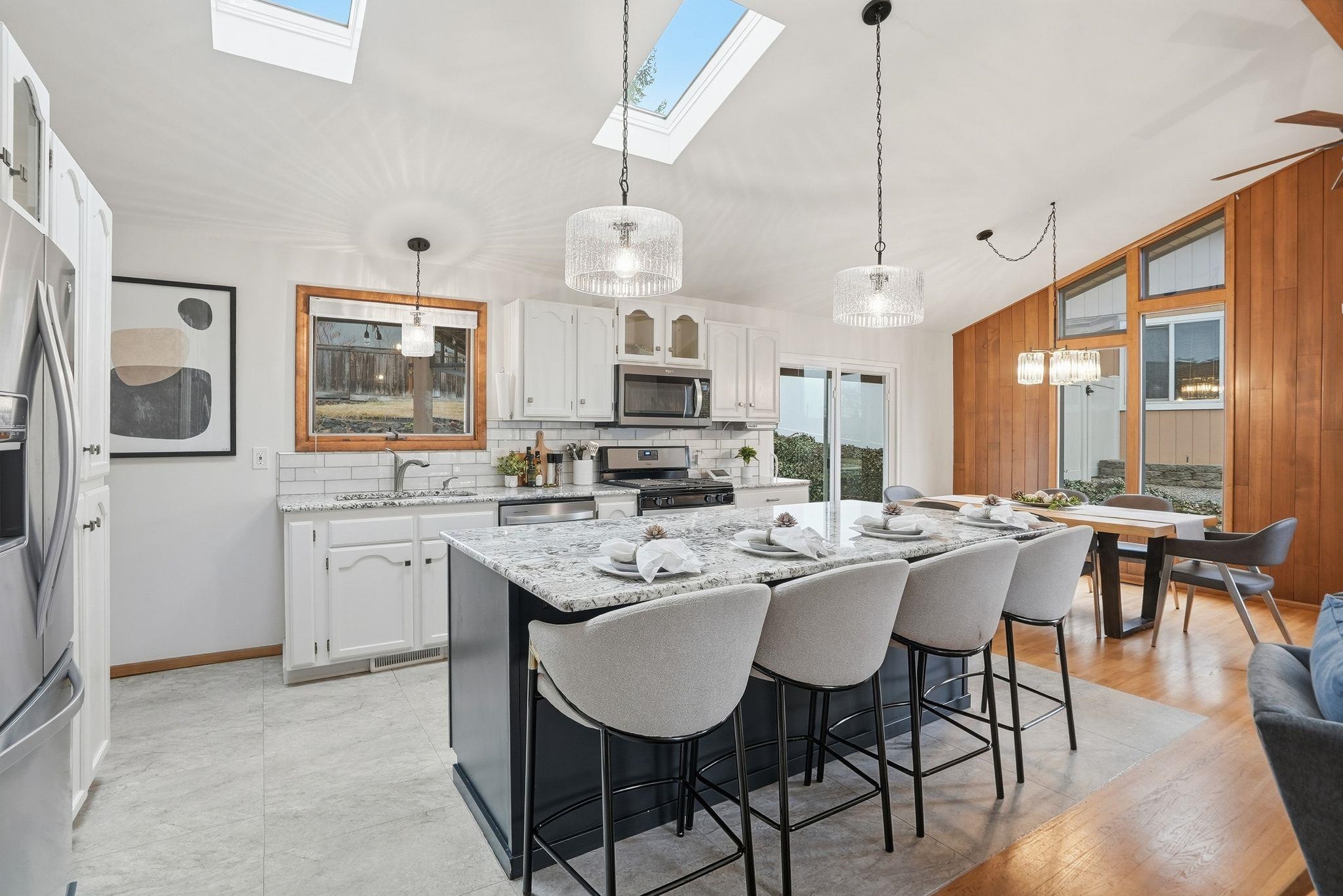 9907 North Huntington Road Spokane, WA 99218 - Photo 11 of 50