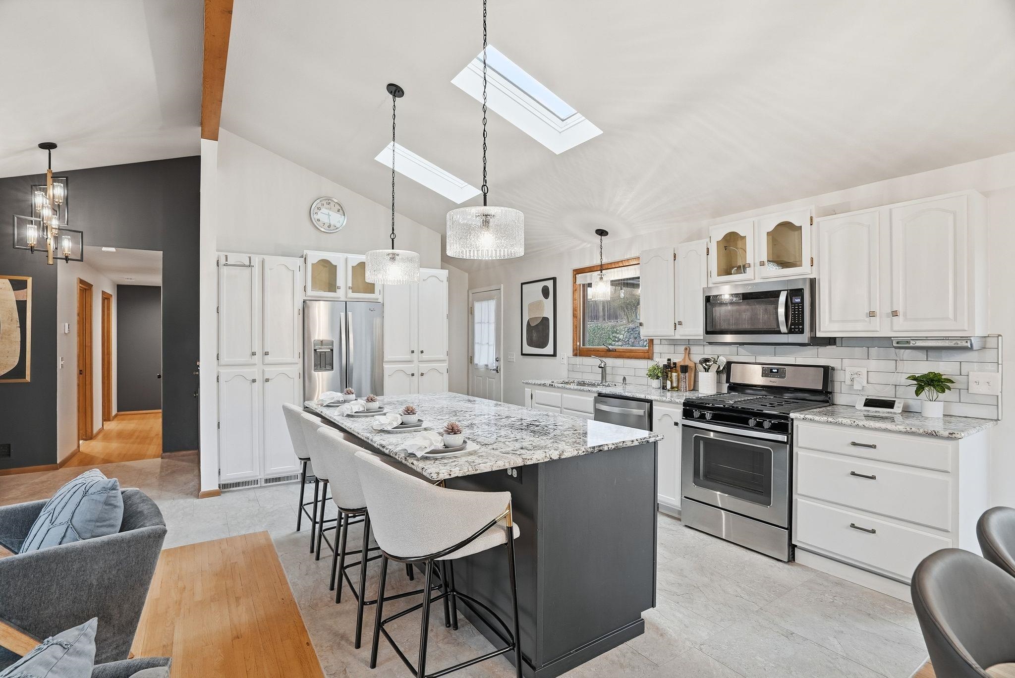 9907 North Huntington Road Spokane, WA 99218 - Photo 13 of 50