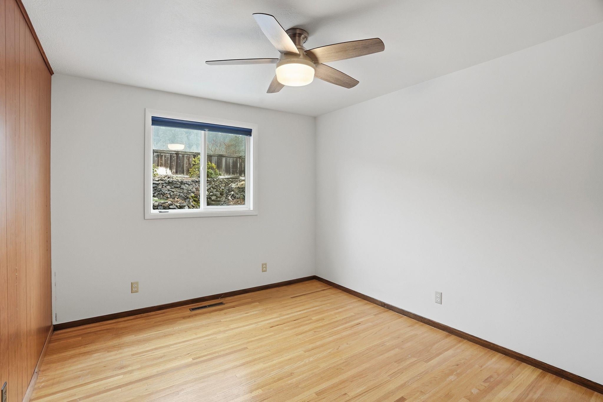 9907 North Huntington Road Spokane, WA 99218 - Photo 23 of 50